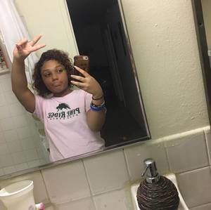 Meet your Posher, Täī